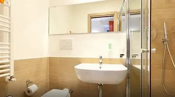 94Rooms Vatican Guest House - Vigliena Rome Italy