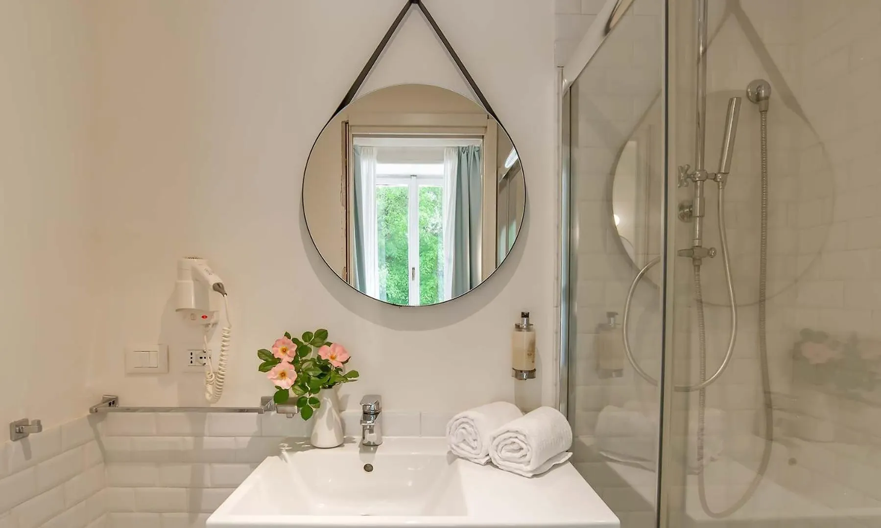 **  94Rooms Vatican Guest House - Vigliena Rome Italy